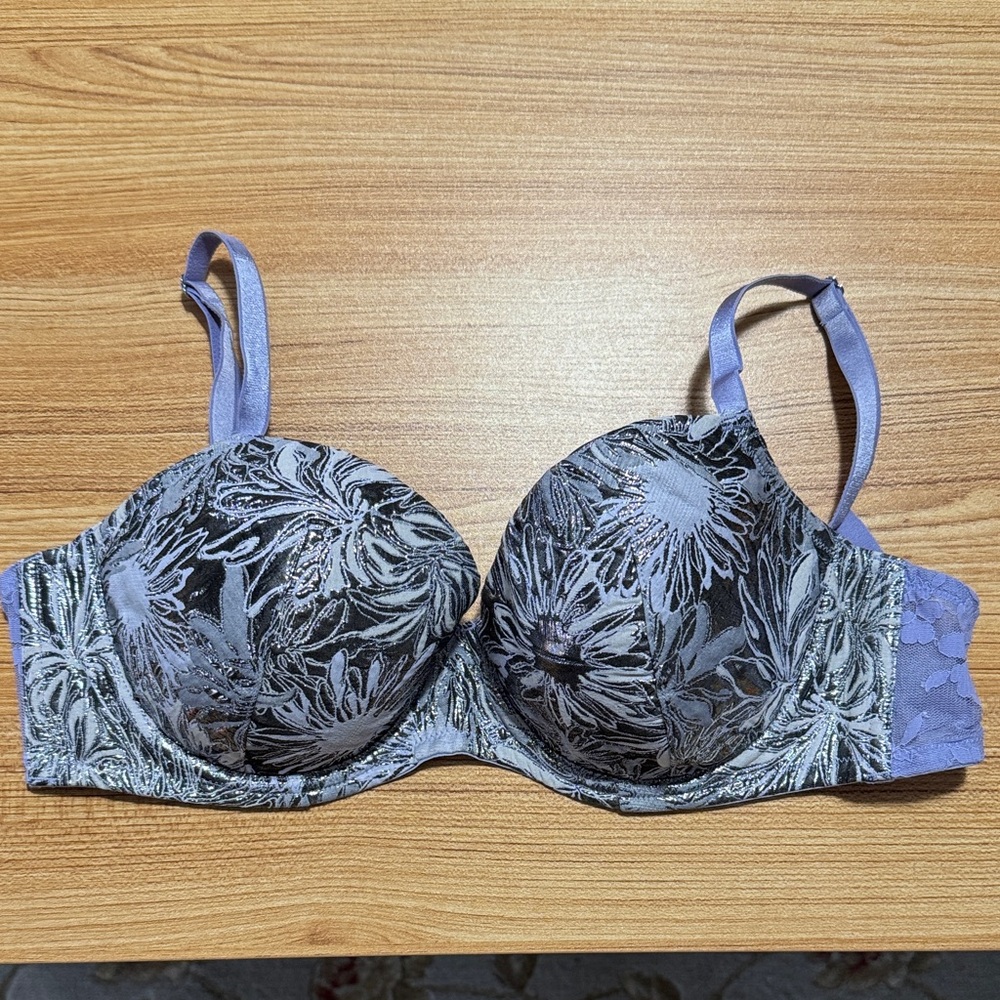 Victoria's Secret Floral Lace Bra - Lavender and Black